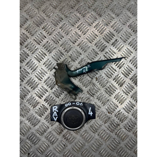 Петля капота права Toyota Rav-4 (2000-2006) 5341042030