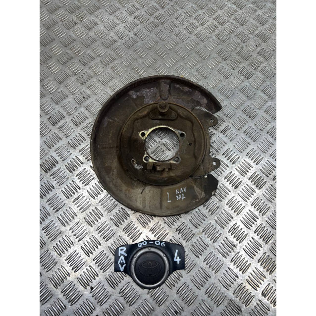 Защита щиток тормозного диска Toyota Rav-4 (2000-2006) 4704442014 4704342014