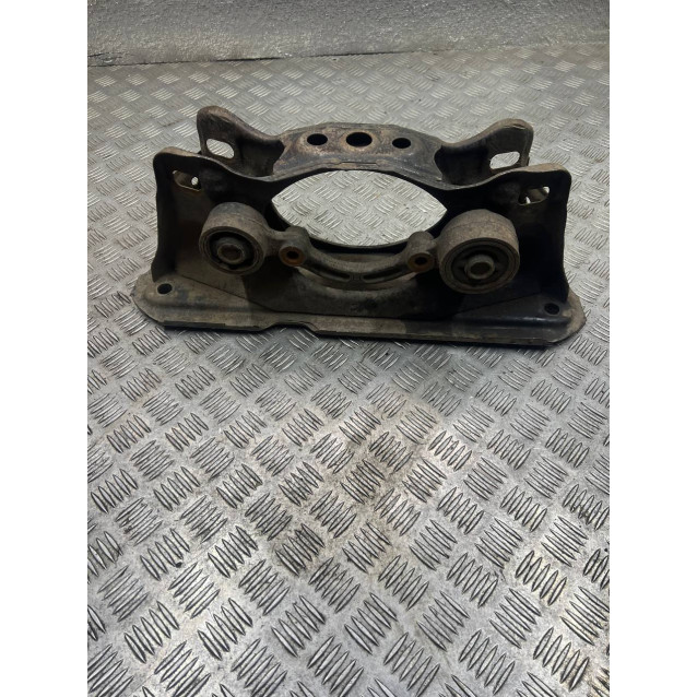 Балка задней подвески Toyota Rav 4 (00-06) 5120642040