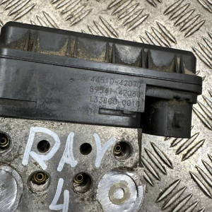 Блок ABS Toyota Rav-4 (2000-2006) 1.8 МКПП 4451042070