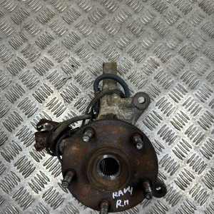 Кулак поворотный(цапфа) передний правый Toyota Rav-4 (2000-2006) 2,0 4321142070