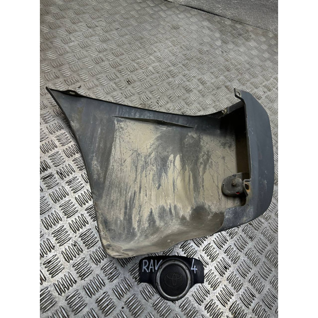 Бампер задний правый клык Toyota Rav-4 (2000-2006) 5216142902 5216142903