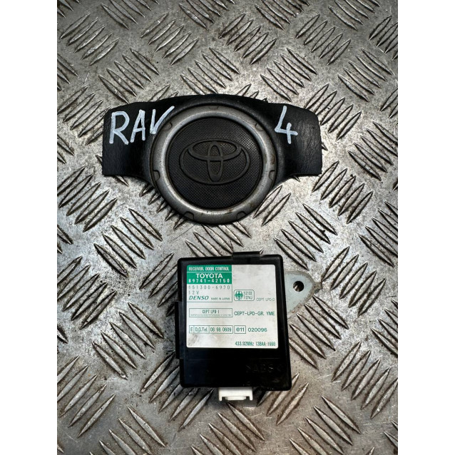Блок управления комфорта BCM Toyota Rav-4 (2000-2006) 8974142151 8974142150
