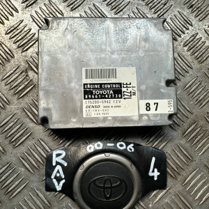 Блок управления двигателем Toyota Rav-4 (2000-2006) 8966142730