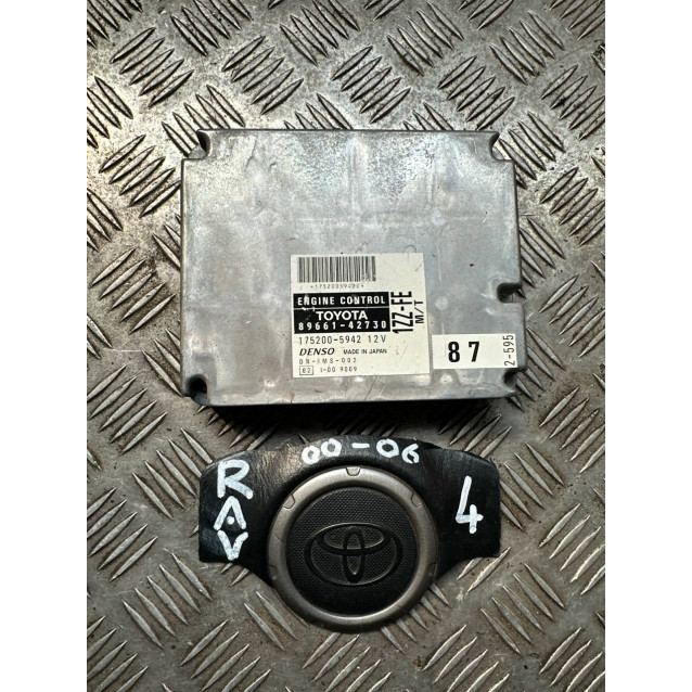 Блок управления двигателем Toyota Rav-4 (2000-2006) 8966142730