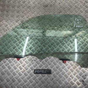 Стекло двери переднее левое Toyota Rav-4 (00-06) *3 двери 6810242140 6810242070