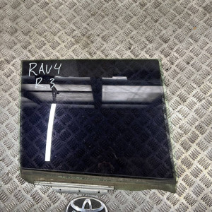 Стекло двери заднее правое Toyota Rav-4 (2000-2006) 6811342050 6810342080