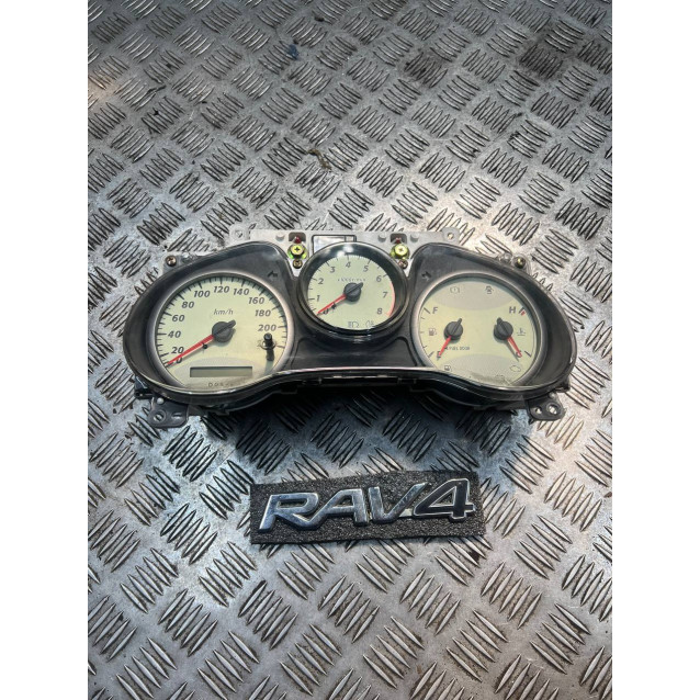 Щиток приборов Toyota Rav-4 (2000-2006) 8380042870  8380042860 МКПП