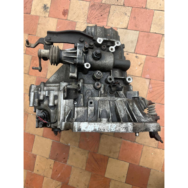 Коробка передач Toyota Rav-4 (2000-2006) 1,8 3311117100 3311117101