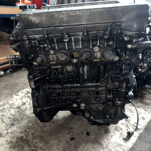 Двигун без навесного обладнання  1,8 Toyota Avensis T25 1ZZFE 1900022320