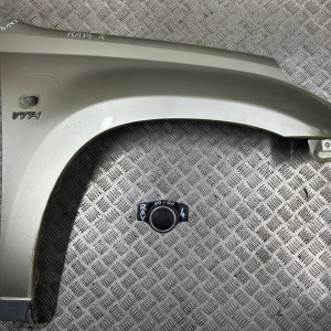 Крыло переднее правое Toyota Rav-4 (00-06) 5381142160 5381142150