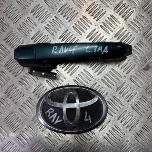 Ручка двери наружная задняя левая Toyota RAV-4 (2000-2006) 6920442010