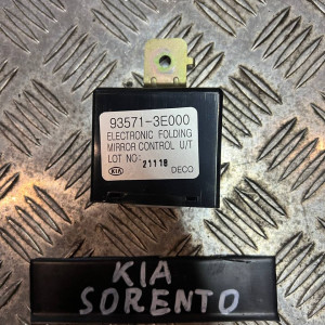 Блок управления зеркалами KIA Sorento (2002-2009) 935713E000
