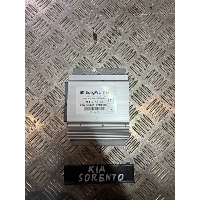 Блок управления раздаткой KIA Sorento (2002-2009) 954404A732