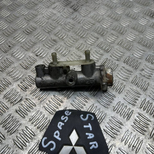 Цилиндр тормозной главный Mitsubishi Space Star (1998-2005) MR407299