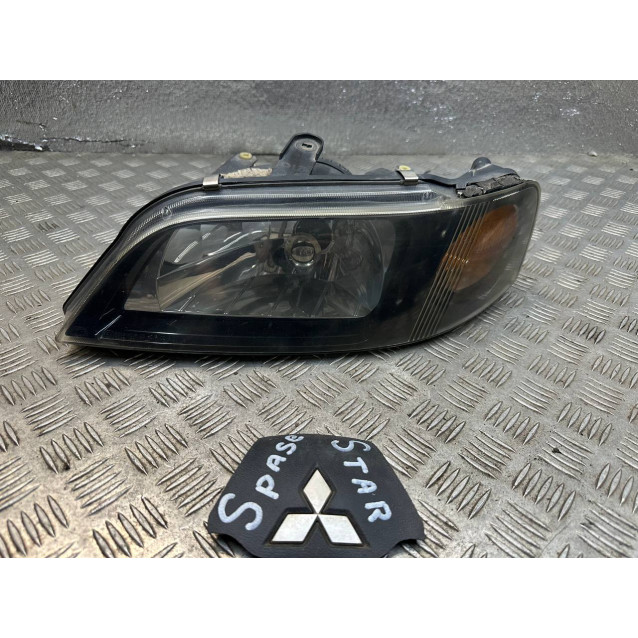 Фара левая Mitsubishi Space Star (98-05) MN133001