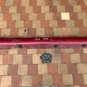 Накладка порога левая Subaru Forester SG (2002-2008) 91112SA610RO 91112SA610LR