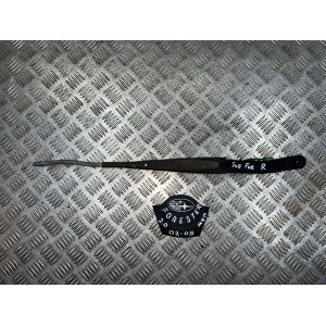 Держатель дворника правый Subaru Forester SG (2002-2008) 86532SA181