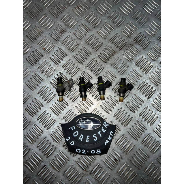 Форсунка топливная Subaru Forester SG 2,0 (2002-2008) 16600AA230