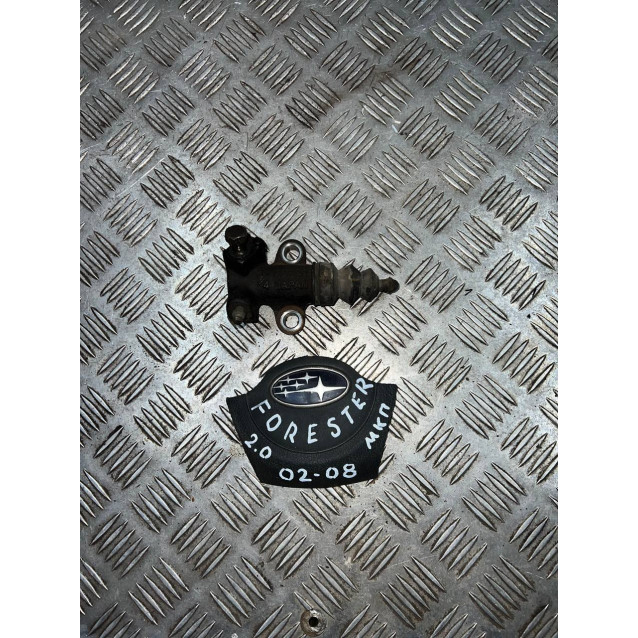 Цилиндр сцепления рабочий  Subaru Forester SG (2002-2008) 30620AA111 30620AA042