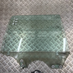 Стекло двери заднее правое Subaru Forester SG (2002-2008) 62011SA000