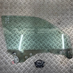 Стекло двери переднее правое Subaru Forester SG (2002-2008) 61011SA000