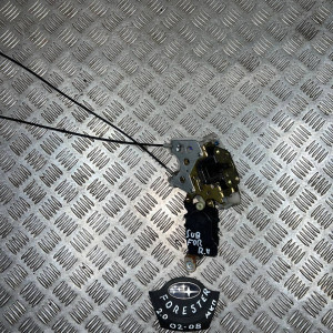 Замок двери передний правый Subaru Forester SG (2002-2008) 61032SA060