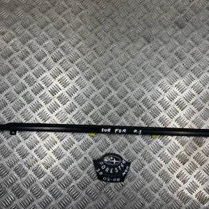 Молдинг стекла двери задний правый Subaru Forester SG (2002-2008) 62280SA000 62280SA001