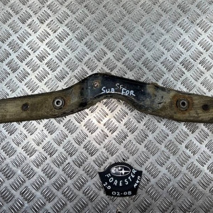 Балка заднего редуктора Subaru Forester SG (2002-2008) 41310SA001