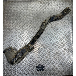 Балка передняя подрамник опора левая Subaru Forester SG (2002-2008) 28321SA030 