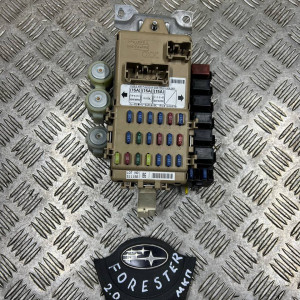 Блок предохранителей Subaru Forester SG (2002-2008) 2,0 МКПП 82201SA000