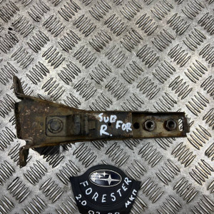 Кронштейн усилителя заднего бампера Subaru Forester SG (2002-2008) 57712SA210 *правый