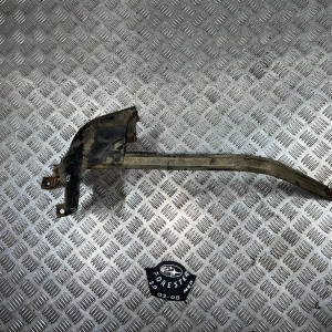 Кронштейн крепления топливного бака Subaru Forester SG (2002-2008) 42017FE020 42061AA041 42017FE030 42061AA031 *комплектом с защитой