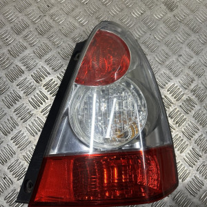 Фонарь правый Subaru Forester SG (2002-2008) 84201SA301 84201SA302