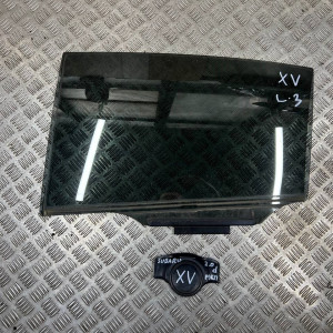 Стекло двери заднее левое Subaru XV (2011-2017) 62011FJ030