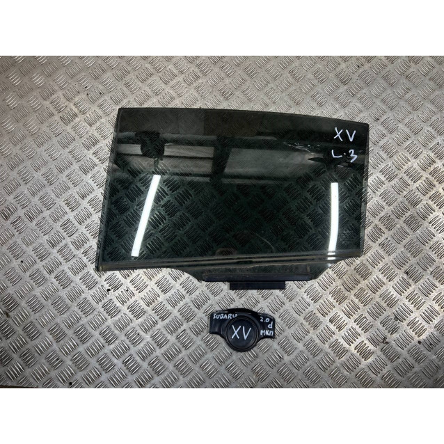 Стекло двери заднее левое Subaru XV (2011-2017) 62011FJ030