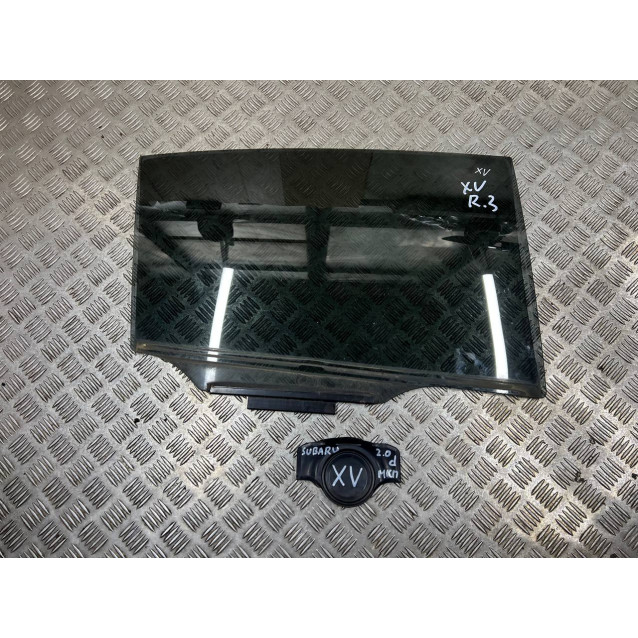 Стекло двери заднее правое Subaru XV (2011-2017) 62011FJ020