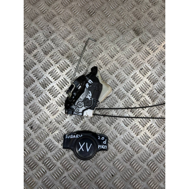 Замок двери передний правый Subaru XV (2011-2017) 61032FJ060