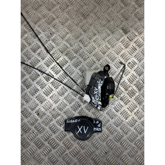 Замок двери передний левый Subaru XV (2011-2017) 61032FJ070