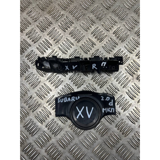 Кронштейн (направляющий) переднего бампера правый Subaru XV (2011-2017) 57707FJ140