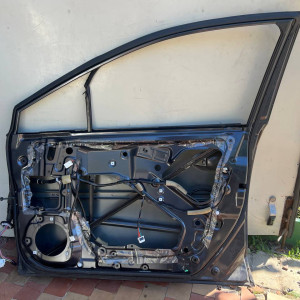 Дверь передняя правая Subaru XV (2011-2017) 60009FJ0009P