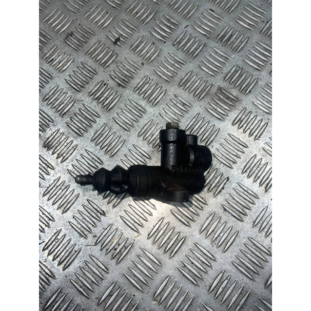 Цилиндр сцепления рабочий Subaru XV (2011-2017) 30620AA111