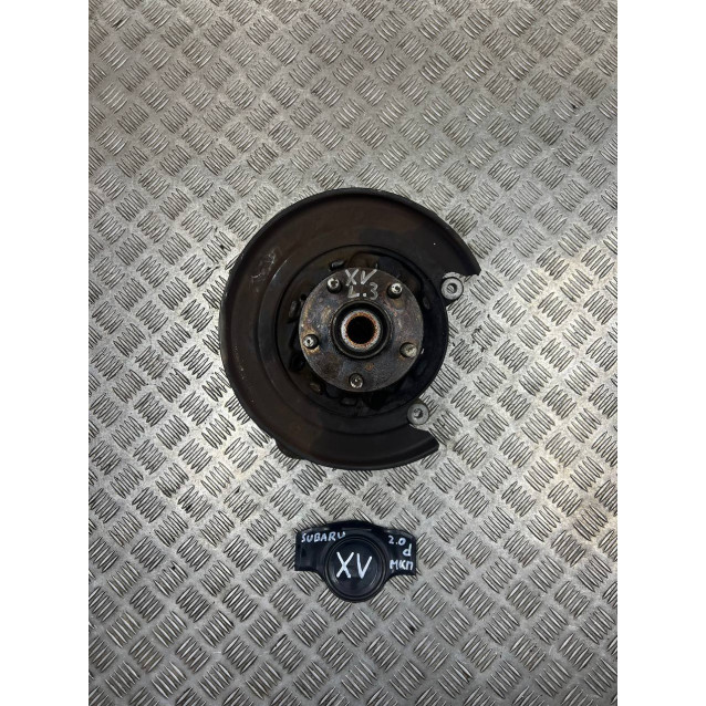 Цапфа со ступицей задняя левая Subaru XV (2011-2017) 28473FJ020 28411FJ030