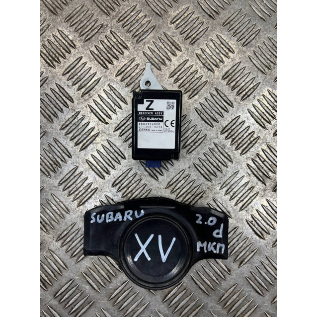 Блок управления комфортом Subaru XV (2011-2017) 88831FJ020