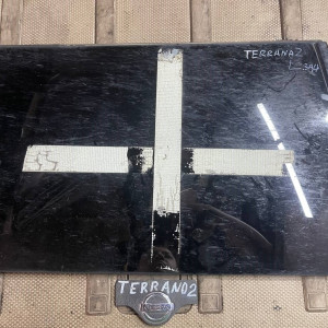 Стекло в кузов заднее левое (форточка) Nissan Terrano II (1993-2006) 833410X401 