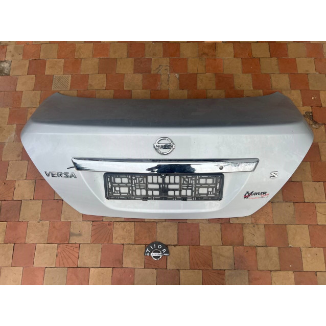 Крышка багажника Nissan Tiida C11 (2007-2013) седан H4300EM1MA H4300EL130 H4300ZW4MA