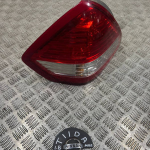 Фонарь правый Nissan Tiida C11 (2007-2013) 26550EL30A *трещинка