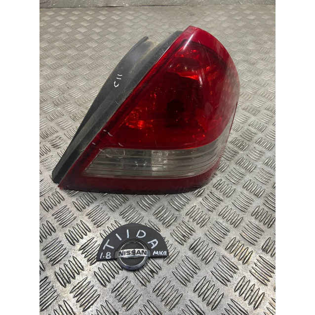 Фонарь правый Nissan Tiida C11 (2007-2013) 26550EL30A *трещинка