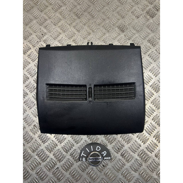 Накладка торпедо Nissan Tiida C11 (2007-2013) 68414EL00A 