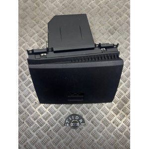 Бардачок Nissan Tiida C11 (2007-2013) 68520EM32A 68510EM31A